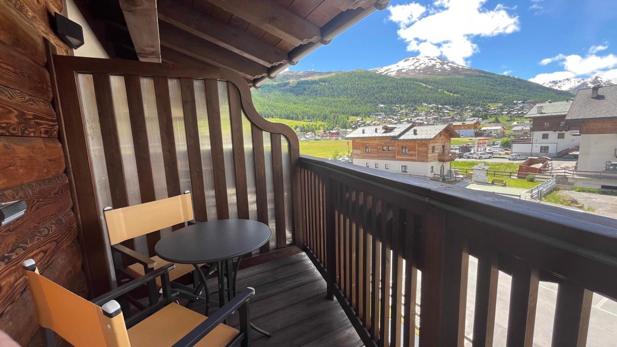 Hotel Flora Livigno Eksteriør billede