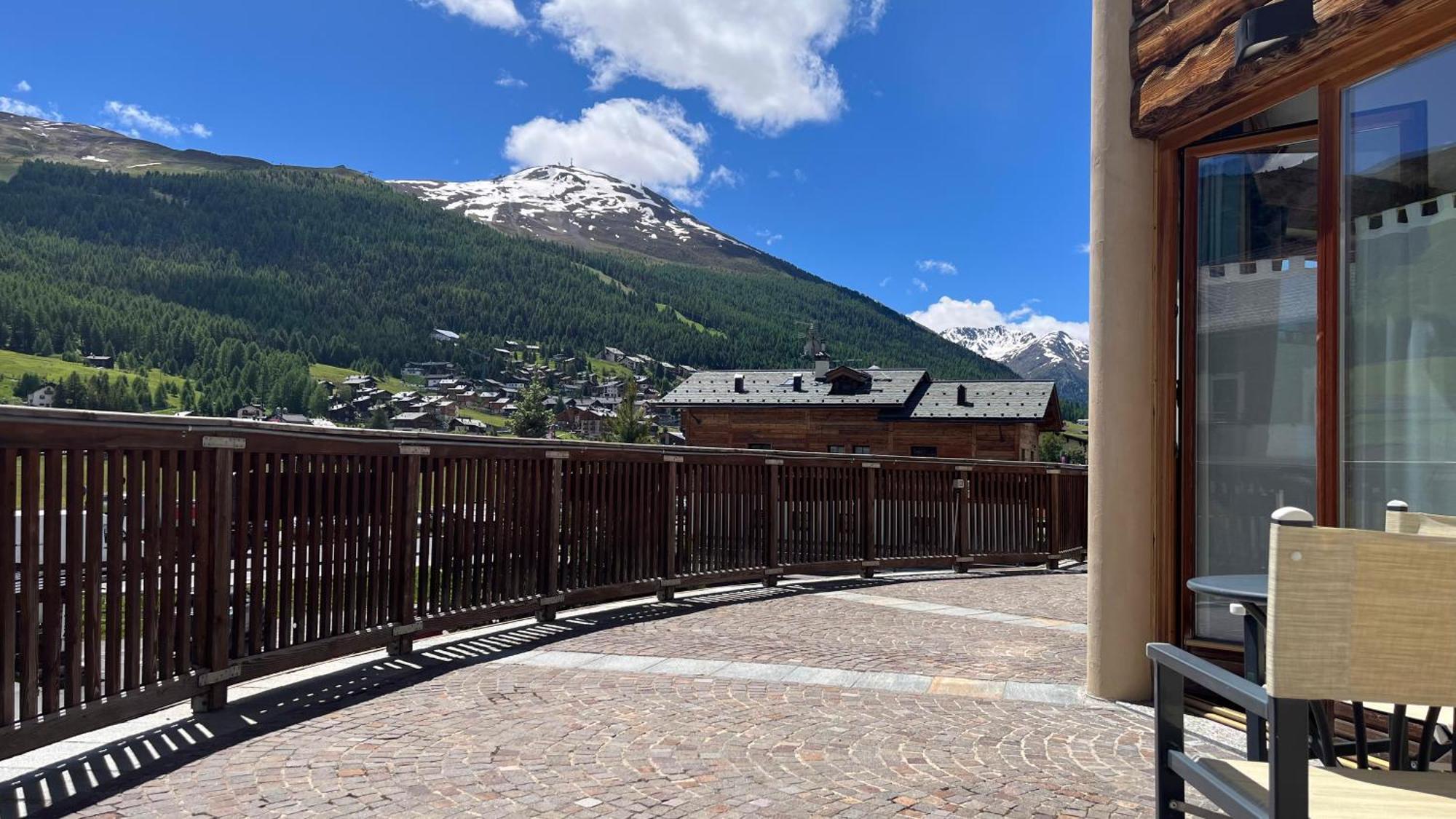 Hotel Flora Livigno Eksteriør billede